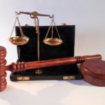 W czym umie nam wesprzeć radca prawny? W jakich rozprawach i w jakich dziedzinach prawa pomoże nam radca prawny?